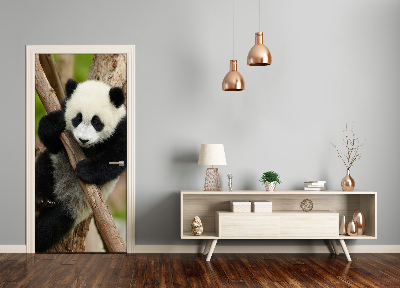 Självhäftande dörrklistermärke Panda på ett träd