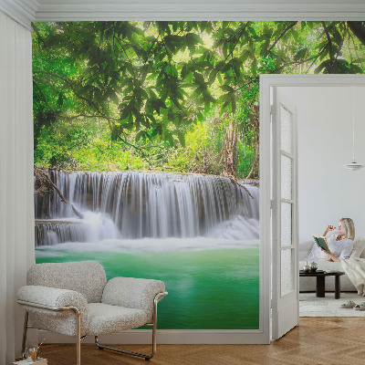 Fototapet för barn med motiv av ett skogsvattenfall