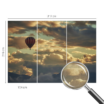 Självhäftande fototapet med motiv av en ballong bland molnen