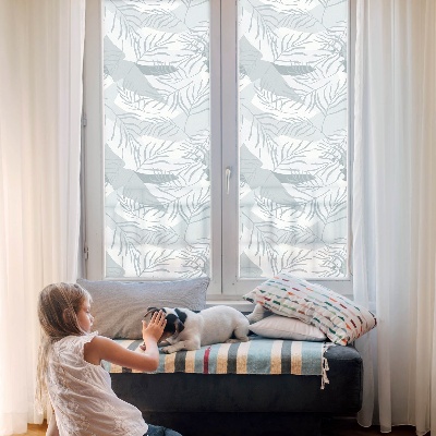 Frostad fönsterfilm med färgat mönster Subtila blad