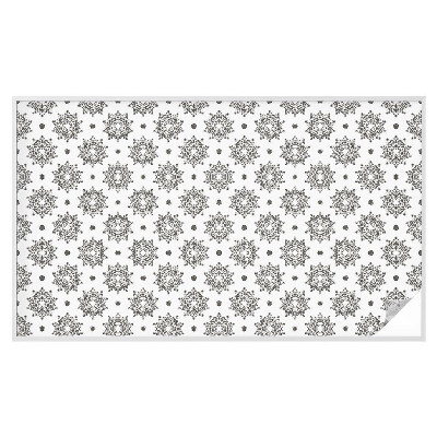 Frostad fönsterfilm med färgat mönster Klassiska rosetter