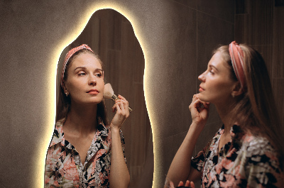 Oregelbundet formad spegel modern med LED-belysning