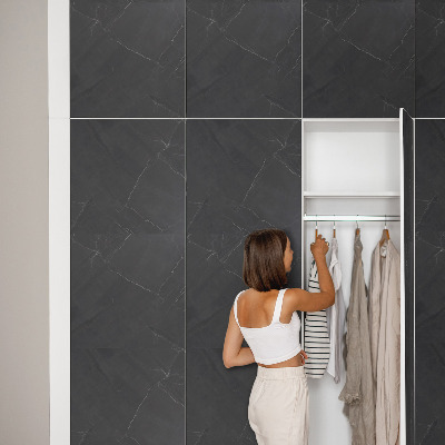 Självhäftande möbelfolie Svart marmor