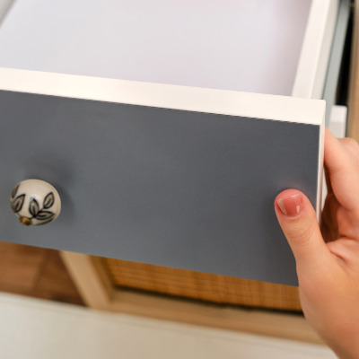 Möbeldekor Kall grå