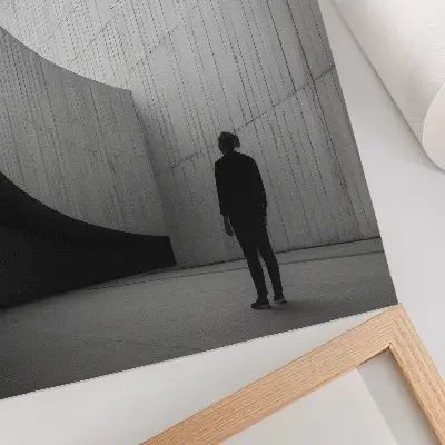Hållbar väggposter böjd arkitektur i monokromatiska toner