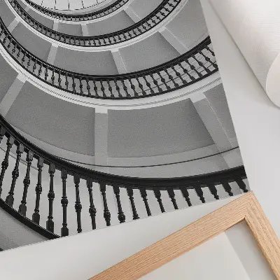 Poster svartvit spiraltrappa med modern och elegant design