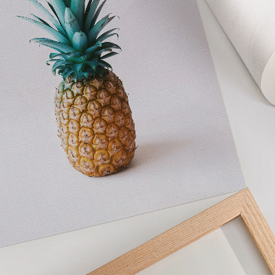 Dekorativ väggaffisch Ananas med turkosa blad på en vit bakgrund