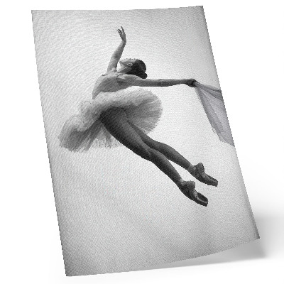 Affisch En ballerina i rörelse med grace och lätthet