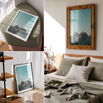 Poster Imponerande berg under en klarblå himmel