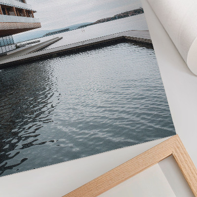 Dekorativ väggaffisch Modern byggnad vid vattnet, minimalism, trä, glas