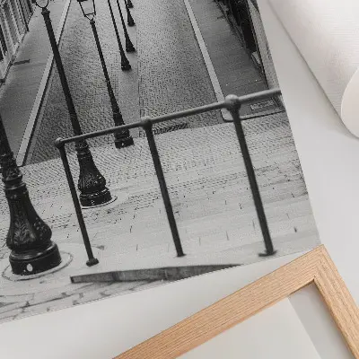 Hållbar väggposter charmiga lyktor vid vacker arkitektur på en gata