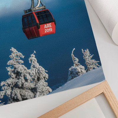 Hållbar väggposter Vinterlandskap röd gondol vita träd