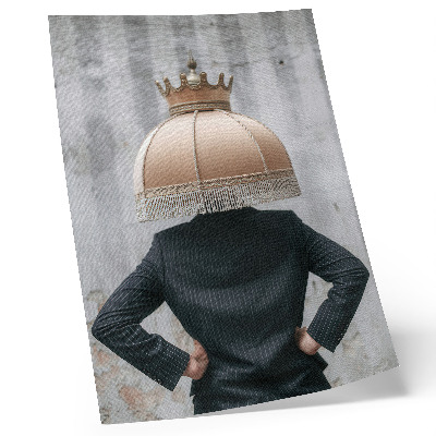 Affisch En raffinerad lampskärm, en elegant kostym, en kontrast av texturer