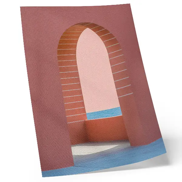 Affisch minimalistisk arkitektur med pastellfärgade bågar vid havet