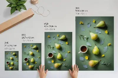 Affisch med motiv av päron, blommor och blad mot en grön bakgrund