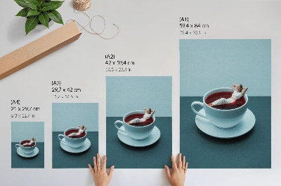 Hållbar väggposter En surrealistisk kopp avkoppling