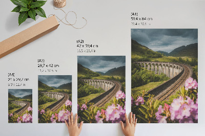 Hållbar väggposter Stenviadukt gröna kullar pastellblommor