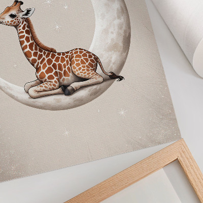 Hållbar väggposter En tecknad giraff på månen omgiven av stjärnor
