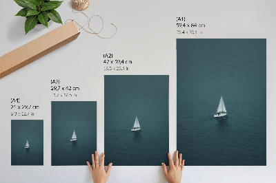 Affisch En yacht på ett lugnt hav, en minimalistisk komposition
