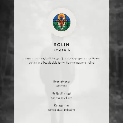 Hållbar väggposter med realistiskt motiv av en björn i skogen