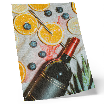 Hållbar väggposter Färgglada frukter och rött vin på en ljus bakgrund