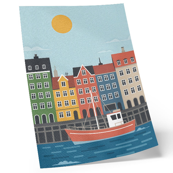 Hållbar väggposter Färgglada hyreshus båt på vattnet ljus dag