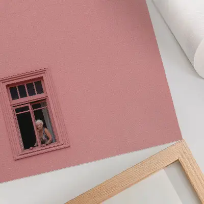 Väggposter rosa vägg med fönstermotiv