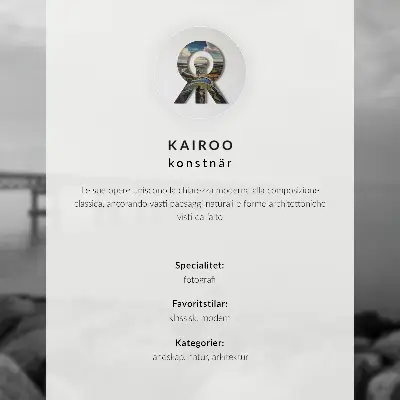 Poster med motiv av en vik med båtar och ett hus i ett pittoreskt landskap