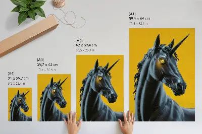Poster med motiv av en magisk och mystisk enhörning på gul bakgrund