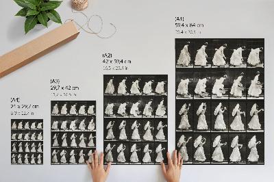 Poster Kvinna som lyfter en korg, viftar med en näsduk (1887) – fotografi av Eadweard Muybridge