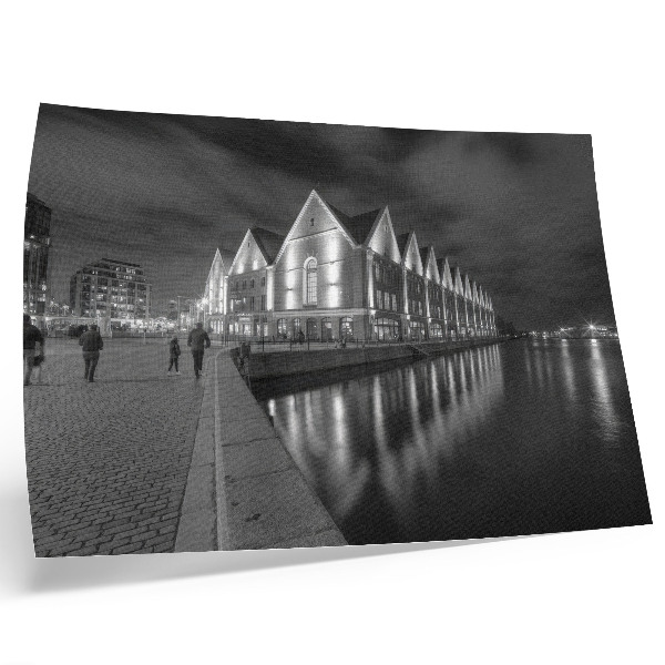 Poster Monokromatisk arkitektur med reflektion i vattnet