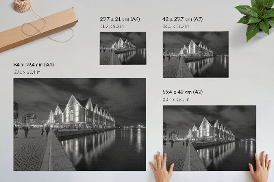 Poster Monokromatisk arkitektur med reflektion i vattnet