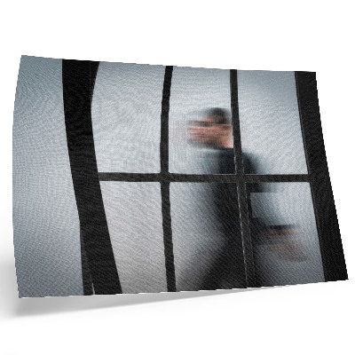 Poster Svart siluett bakom en glasram, grå minimalism