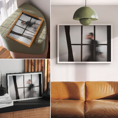 Poster Svart siluett bakom en glasram, grå minimalism