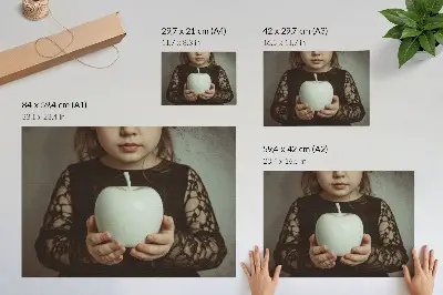 Väggposter flicka med en mystisk atmosfär av vit frukt