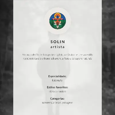 Poster häst mot en bakgrund av ormbunkar i en dimmig skog