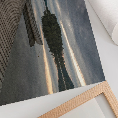 Stilren väggposter Sjö, båt, skog, moln, lugnande atmosfär