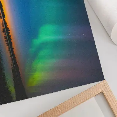 Poster norrsken över sjön med en magisk atmosfär