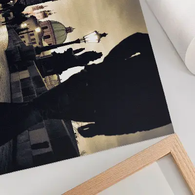 Poster inre bropromenad i gotiska torn