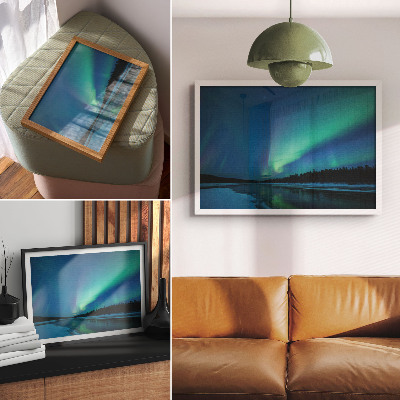 Poster till sovrum Aurora Borealis över en frusen sjö på natten