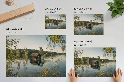 Väggposter Sjöstuga med skogsvattenreflektion fred