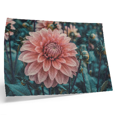 Stilren väggposter Rosa dahlia och gröna blad modern komposition