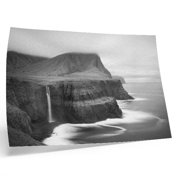 Poster Ett fridfullt landskap med vattenfall och berg