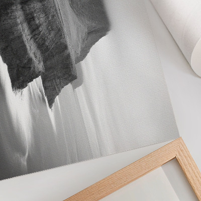 Poster Ett fridfullt landskap med vattenfall och berg