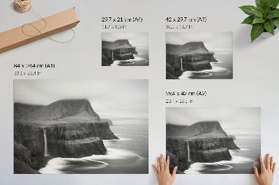 Poster Ett fridfullt landskap med vattenfall och berg