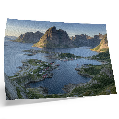 Poster till sovrum Berg och en lugn vik med färgglada hus