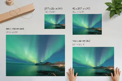 Poster till sovrum norrsken över havet med en magisk atmosfär