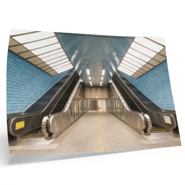 Väggposter blå symmetriska trappor i kakelmotiv