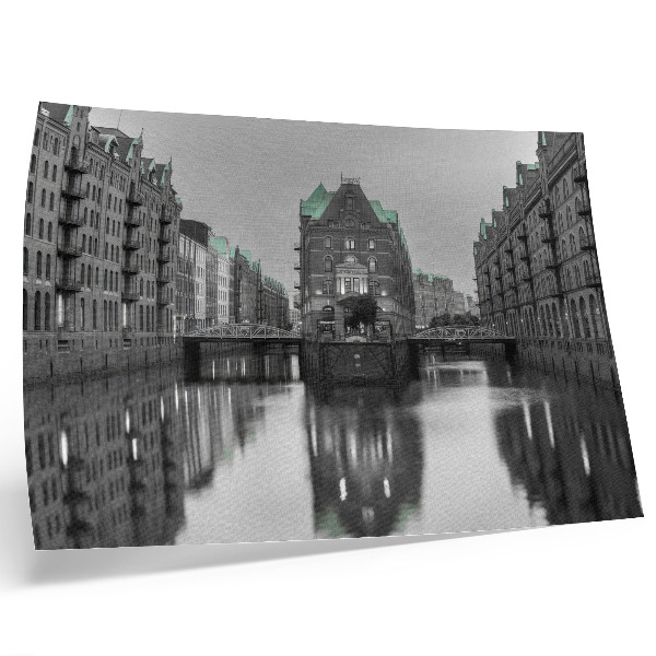 Poster Kanal med industribyggnader, reflektioner i vattnet