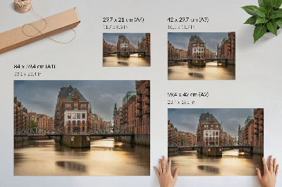 Väggposter Atmosfärisk arkitektur, bro, kväll, lugnt vatten